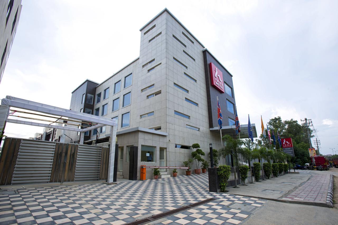Inde Hotel Chattarpur Nueva Delhi Exterior foto